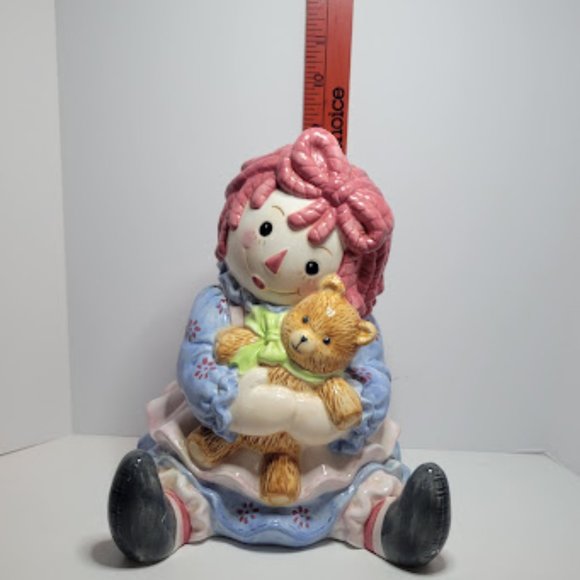SIMON AND SCHUSTER RAGGEDY ANN DOLL WITH TEDDY BEAR CERAMIC BANK NO STOPPER - Picture 2 of 5